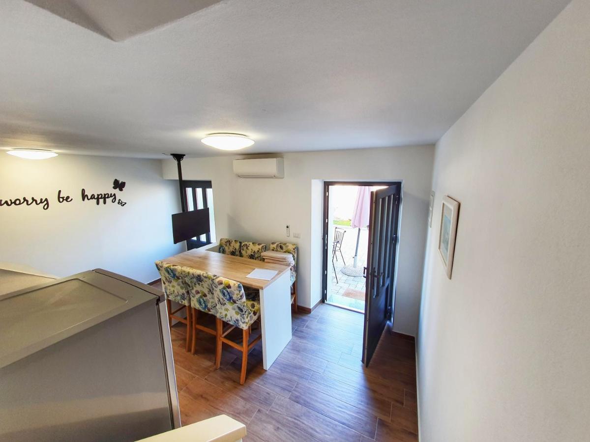 Bed & Breakfast Daniela Veleniki Bagian luar foto
