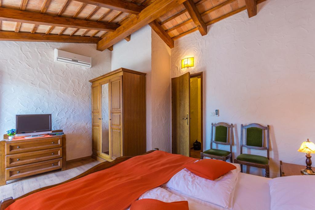 Bed & Breakfast Daniela Veleniki Bagian luar foto