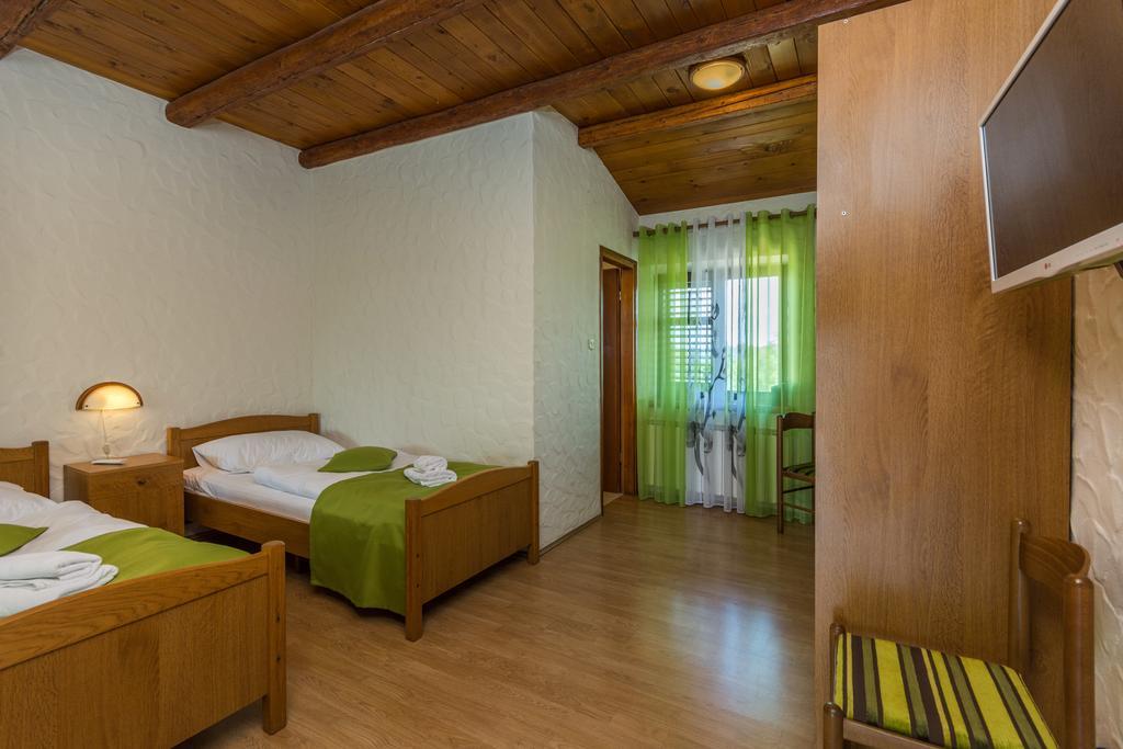 Bed & Breakfast Daniela Veleniki Bagian luar foto