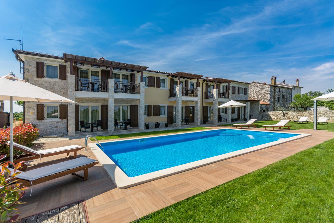 Bed & Breakfast Daniela Veleniki Bagian luar foto