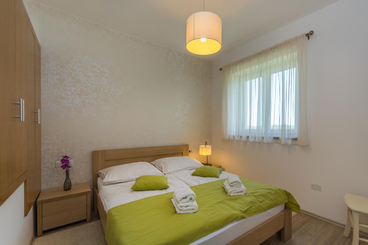 Bed & Breakfast Daniela Veleniki Bagian luar foto